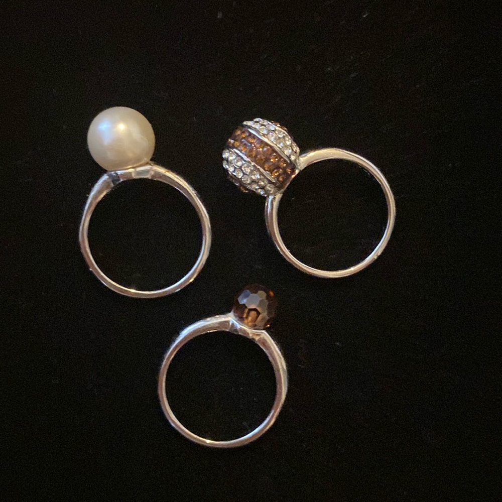 Henri Bendel Ring Trio Size 7 New!